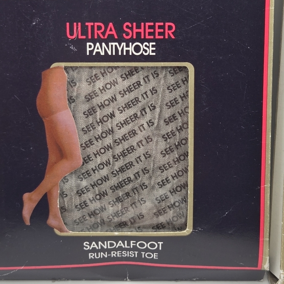 Vintage Fruit Of The Loom Ultra Sheer Off Black Pantyhose Size B M/L 2 Pairs - Picture 3 of 6